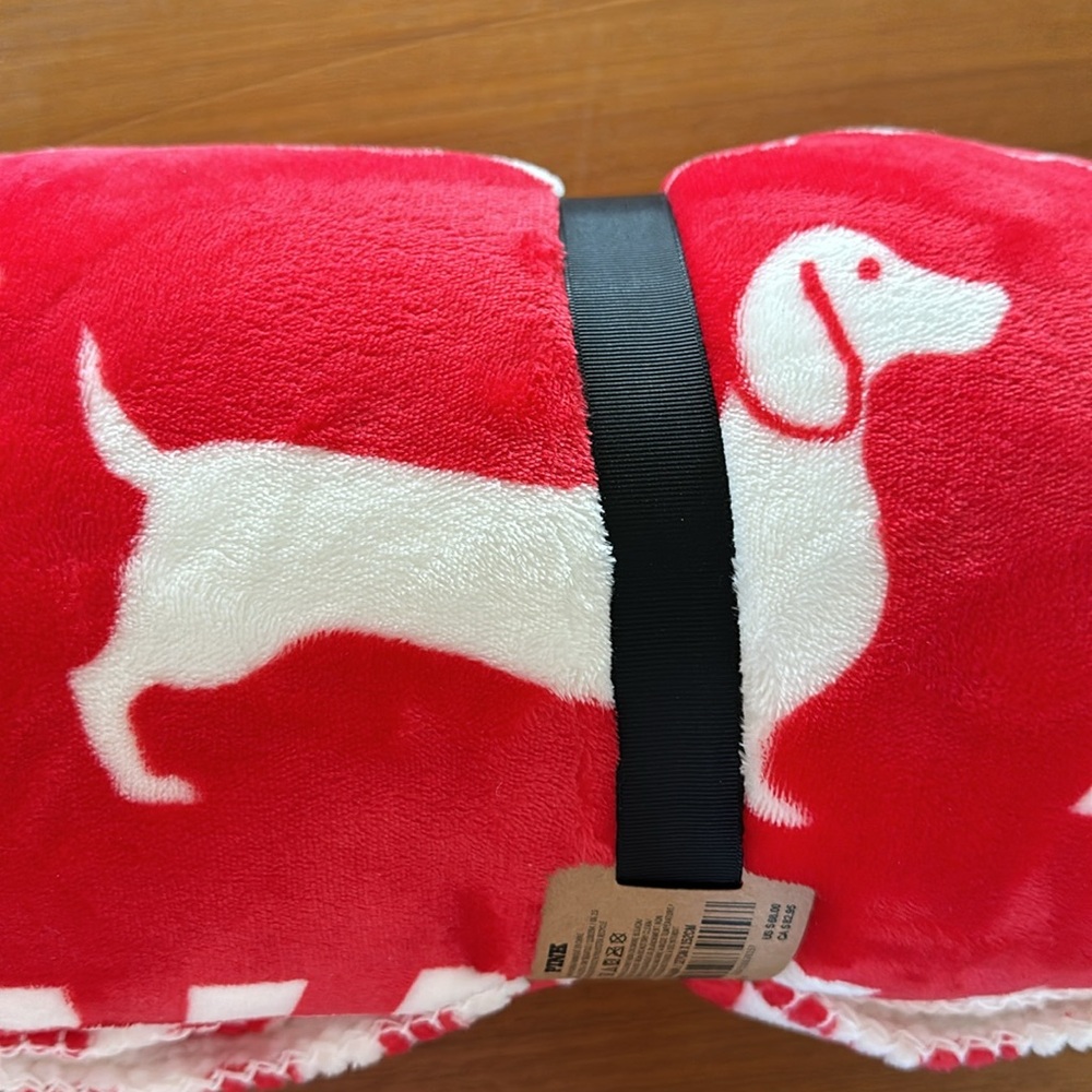 PINK cozy plush blanket Victorias Secret